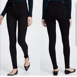 COH Rocket High Rise Skinny in Axel (black)